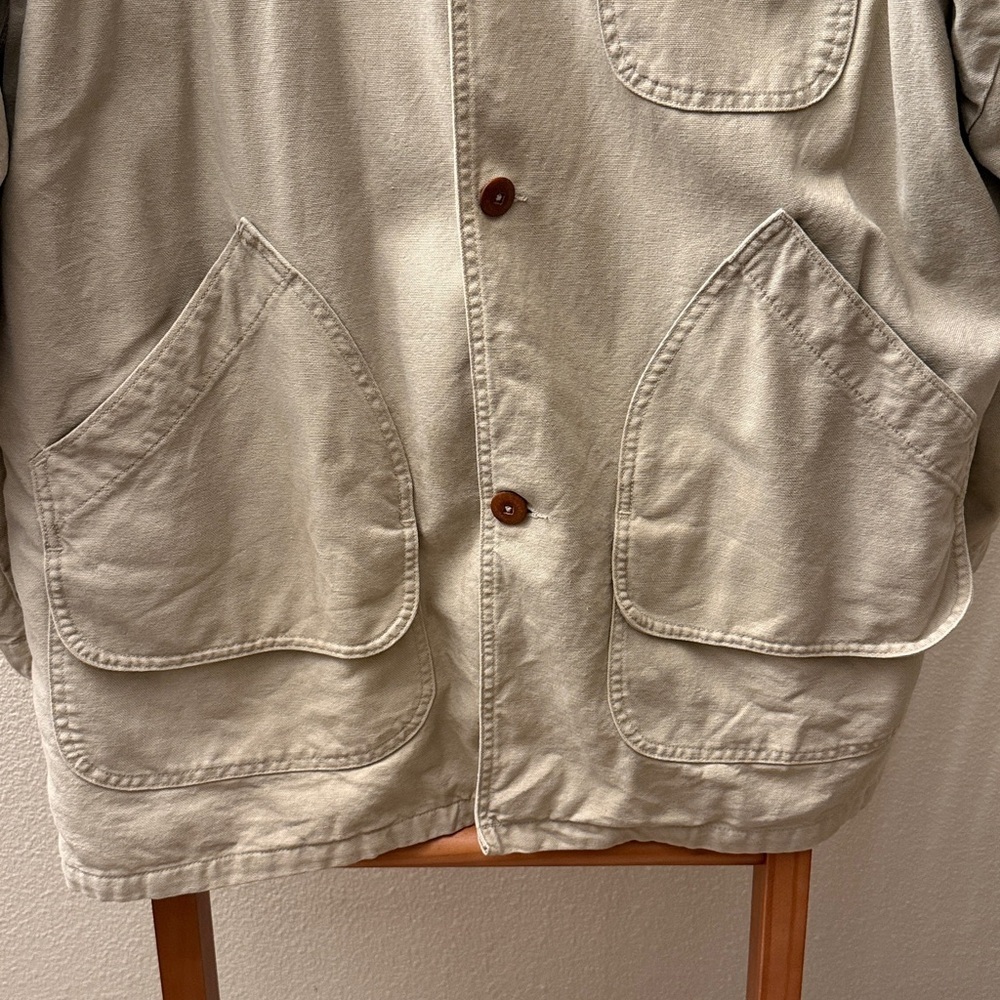 L.L. Bean Men's Beige Field Jacket with Dark Green Collar - Picture 4 of 8